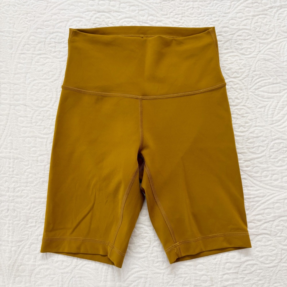 Lululemon Wunder Train High Rise Shorts 8-Inch, Gold Spice Sz 4